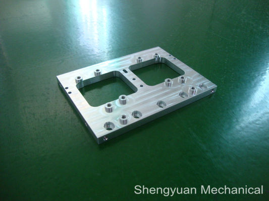 포용력 0.002mm를 가진 기계로 가공된 부분을 맷돌로 가는 Precison 높은 AL7075-T6 CNC