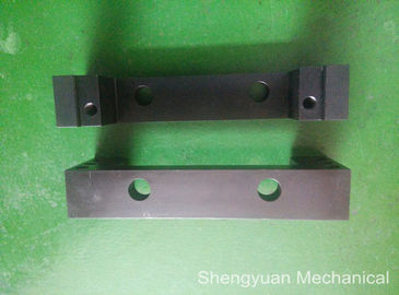 정상 후방 구획 까만 산화물 4140 Prehard CNC 정밀도 기계로 가공 부속은 죽습니다