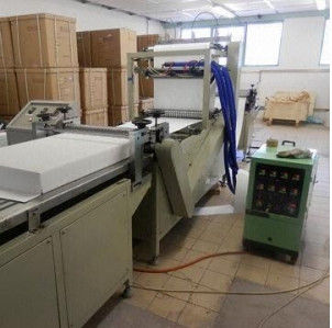 700mm 폭을 가진 OEM 다 기능 회전하는 소형 주름을 잡는 기계