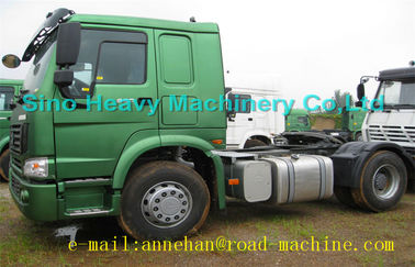 ISO CCC SINOTRUK 4 x 4 모든 WHEEL-DRIVE HOWO 트랙터 트럭 토우 20-70T EUROII/III LHD 또는 RHD 260-420HP