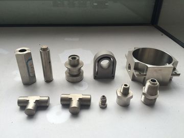 기계로 가공된 관례는 스테인리스 각종 CNC 정밀도 기계로 가공 부속을 분해합니다